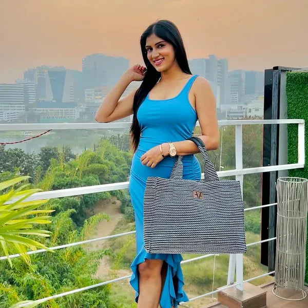 How to Transition Your Bag Style from Day to Night