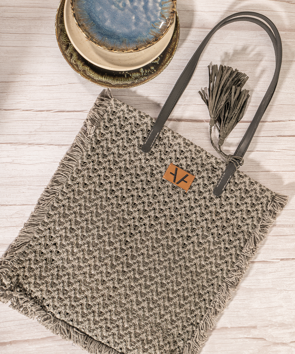 Slate Shadow Shopper