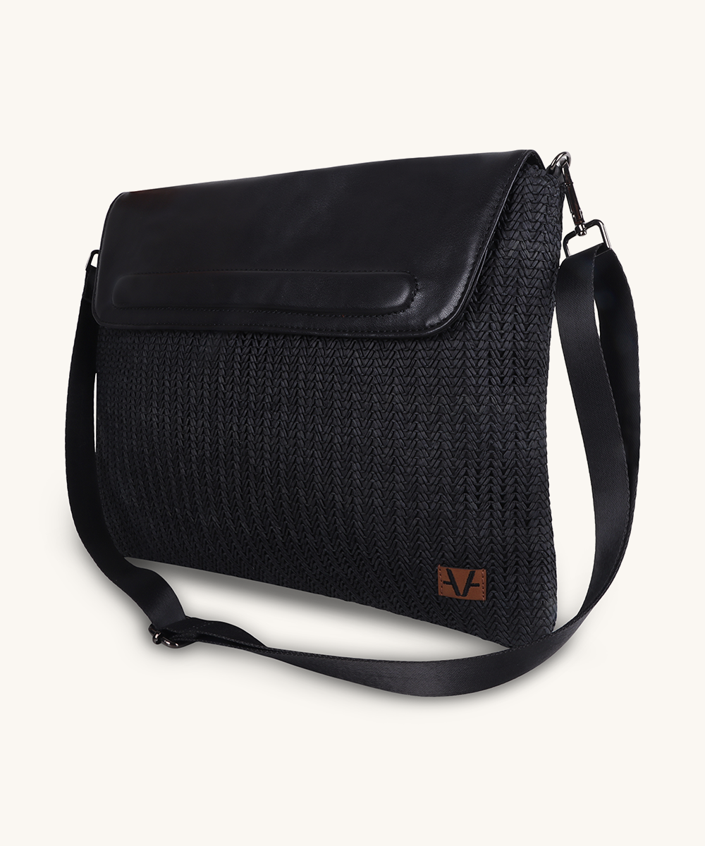 ZENITH laptop sleeve with handle