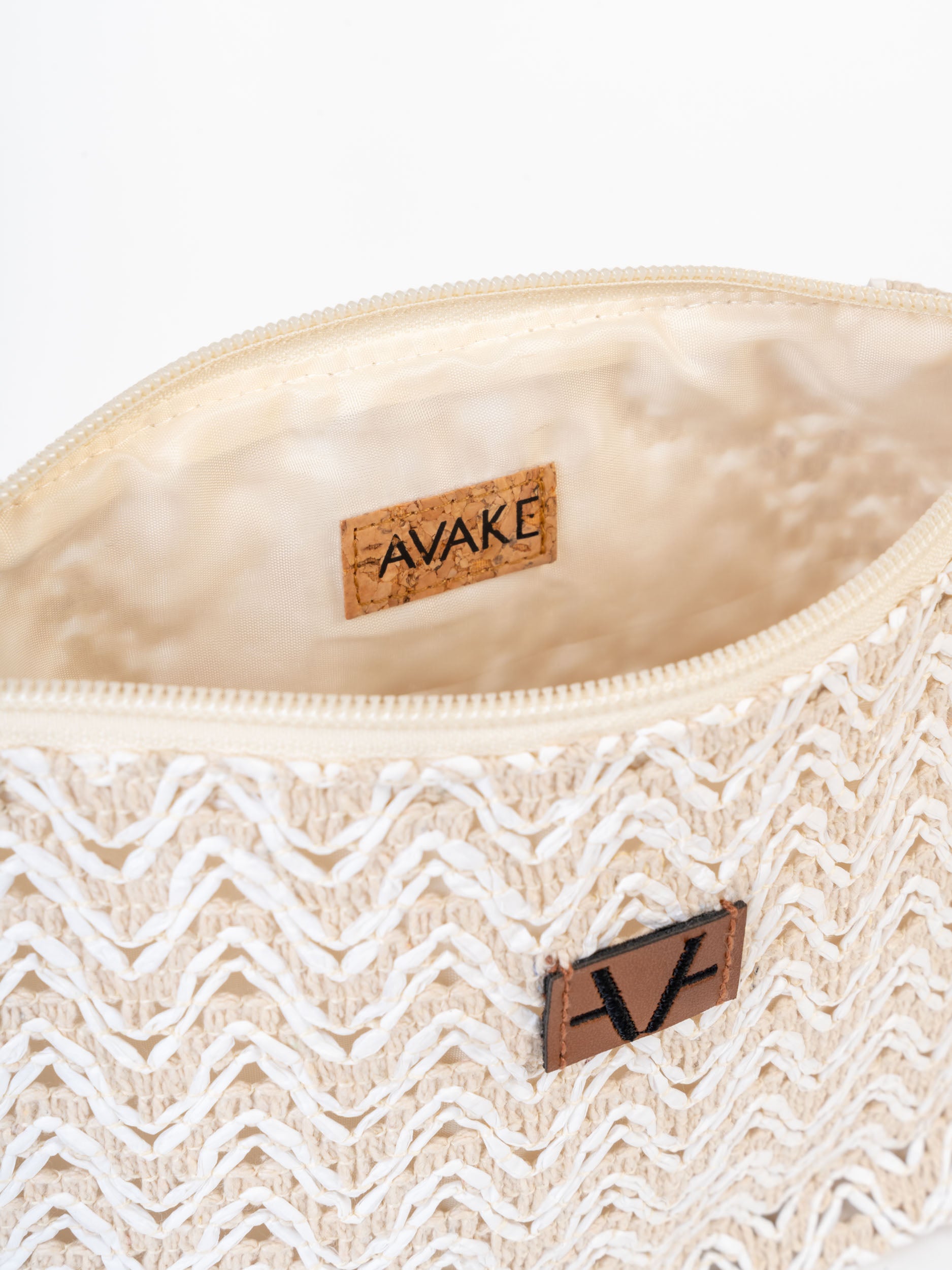 chic ivory big pouch