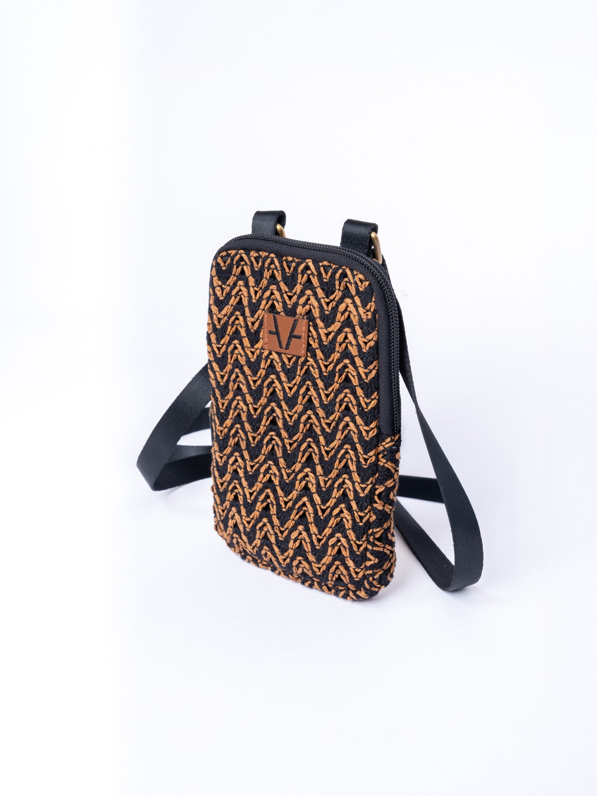 Black dune Mobile pouch