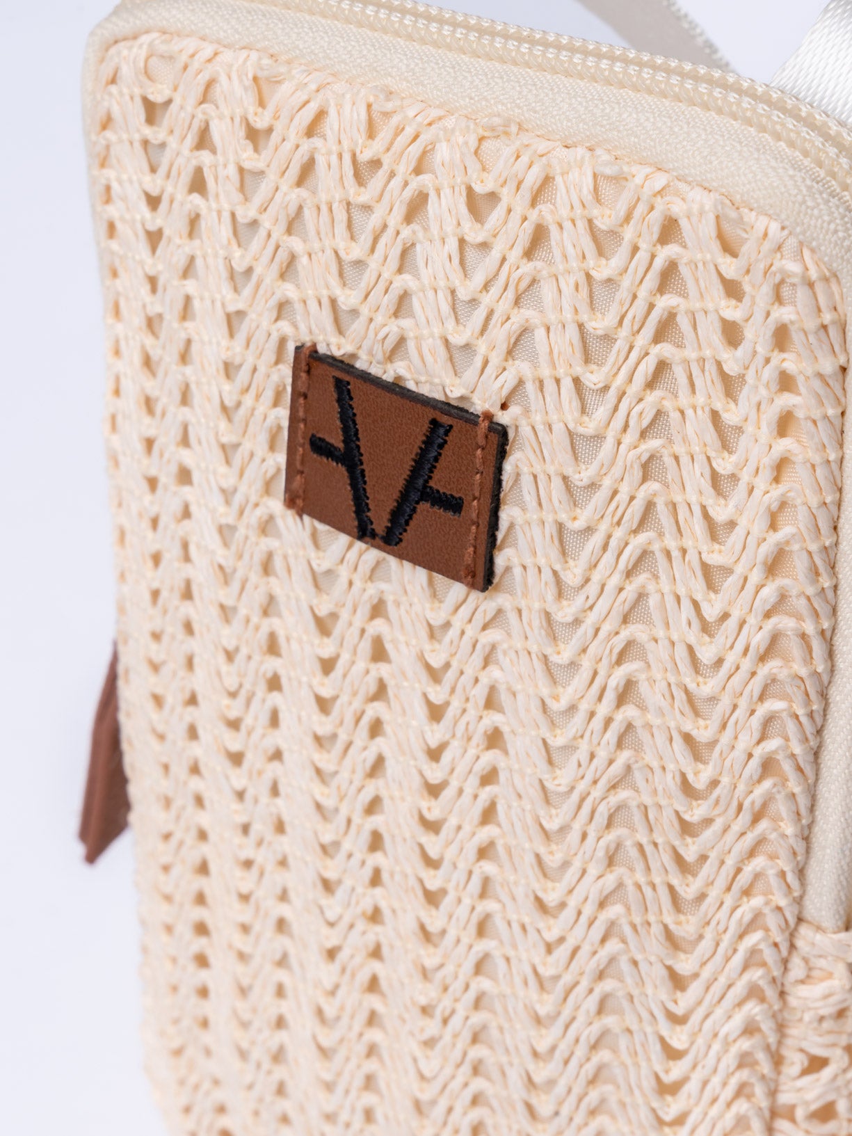 Serene Strands mobile pouch