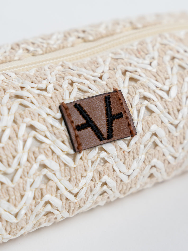 Chic ivory small pouch