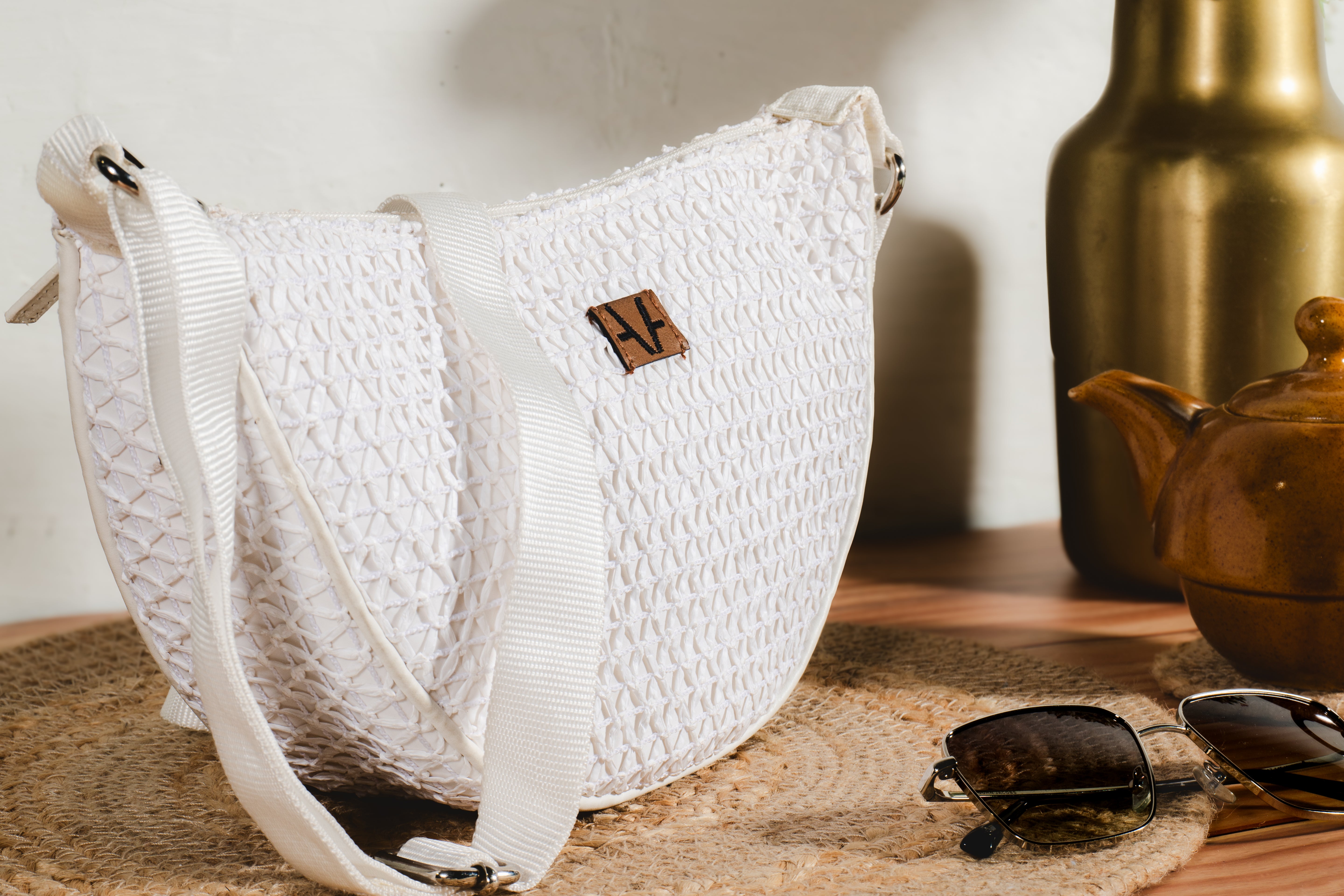 Aria Geo moon cross body