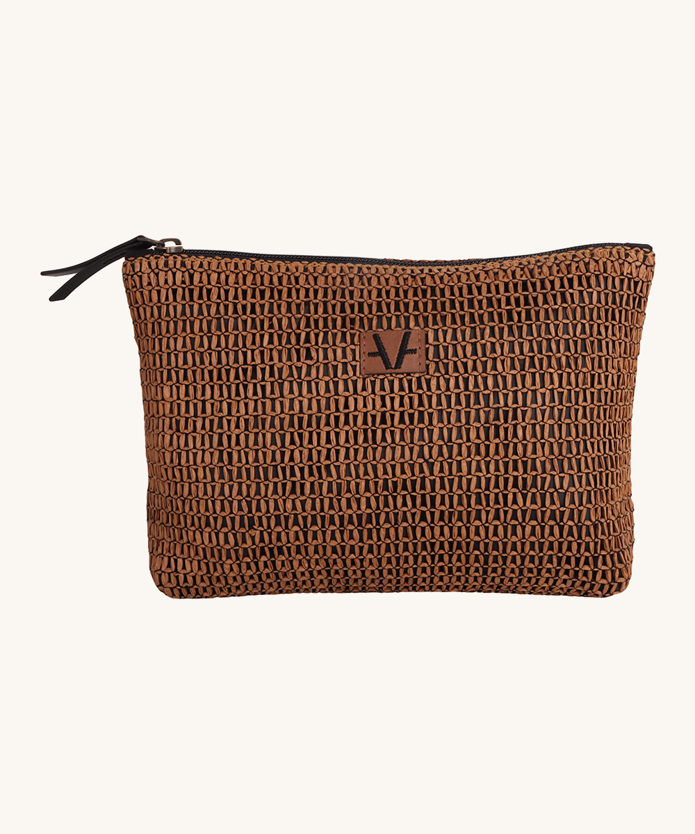Big Pouch Bag in Rustic Brown
