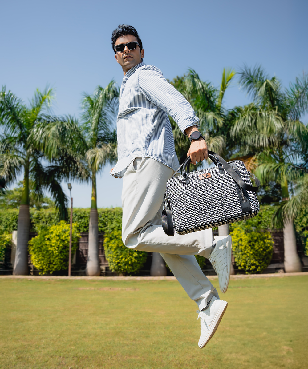 MONOCHROME MOSAIC LAPTOP BAG