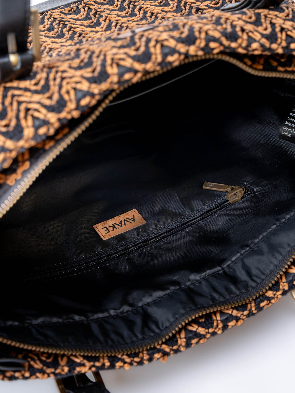 Black Dune The 929 Tote
