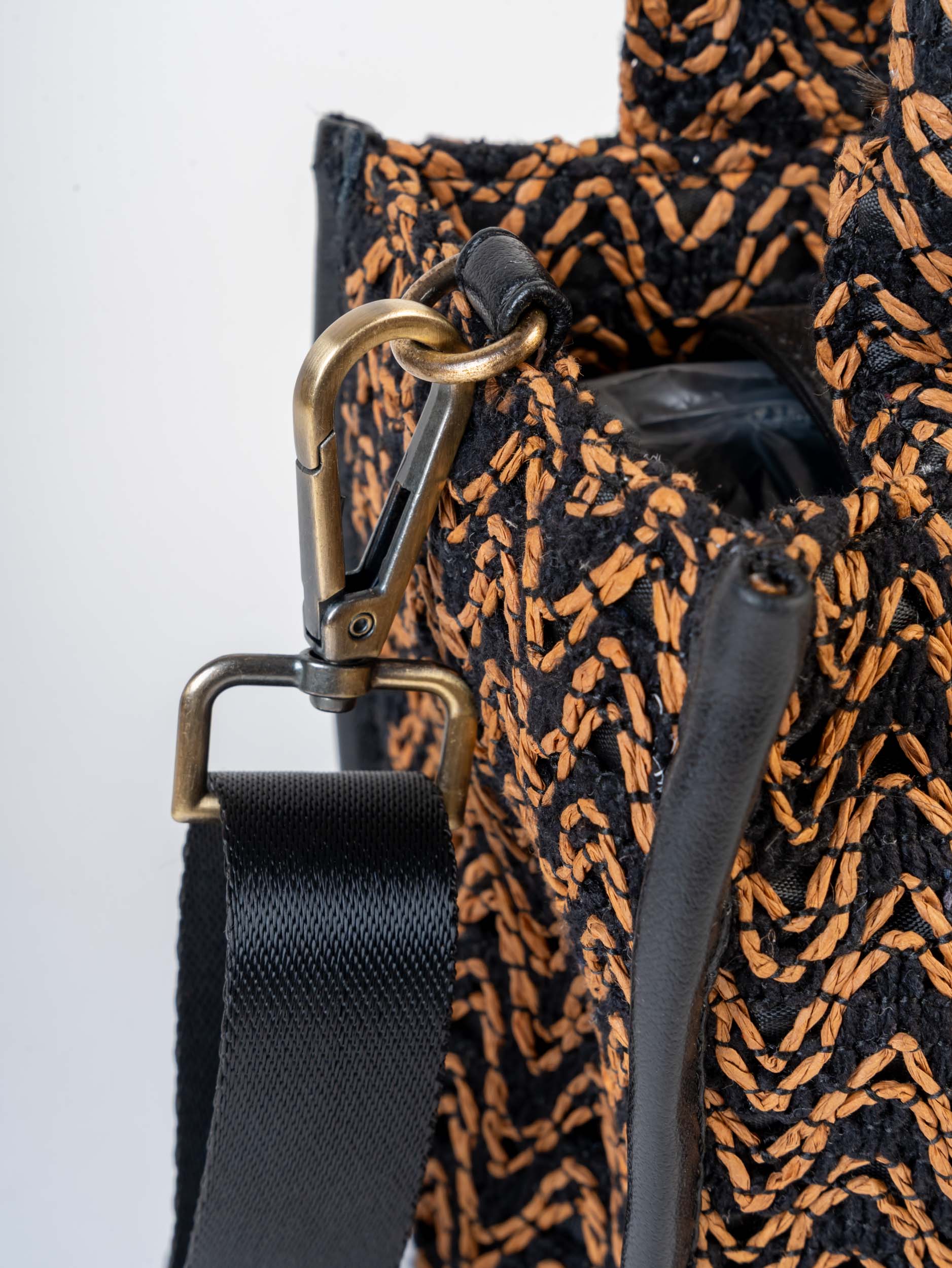 Black Dune LUMA mini tote
