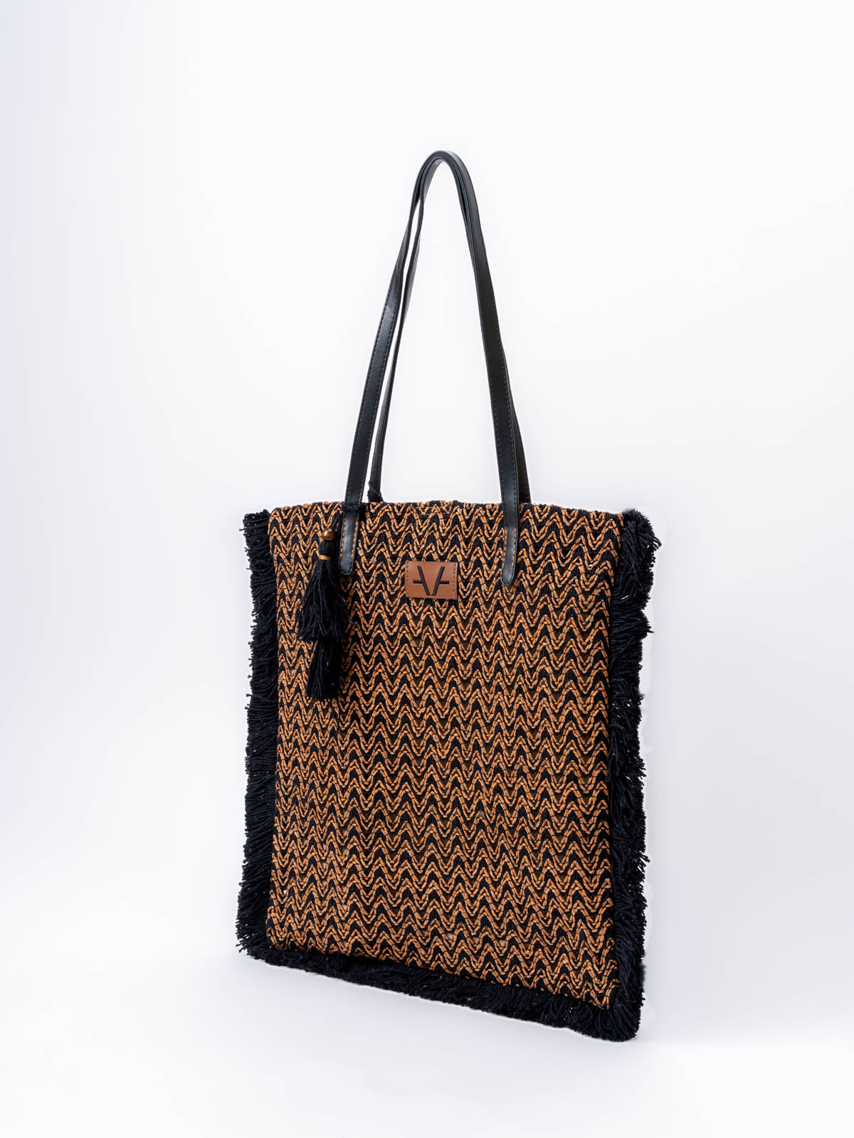 Black Dune shopper