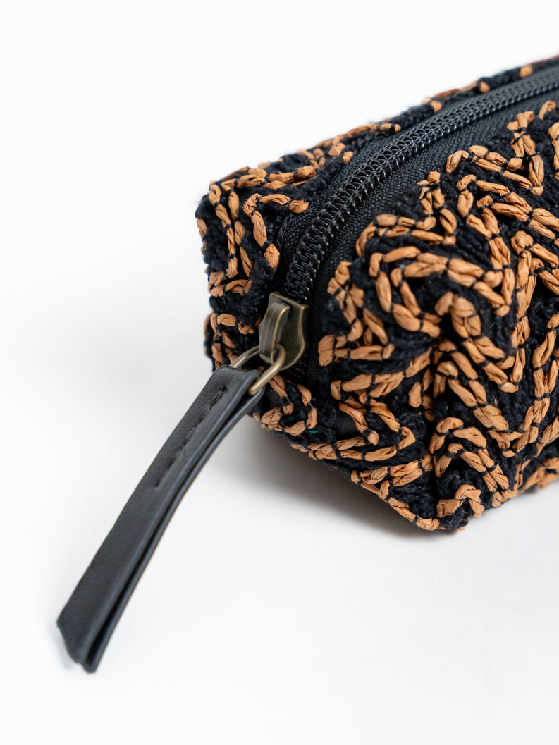 Black dune Small pouch