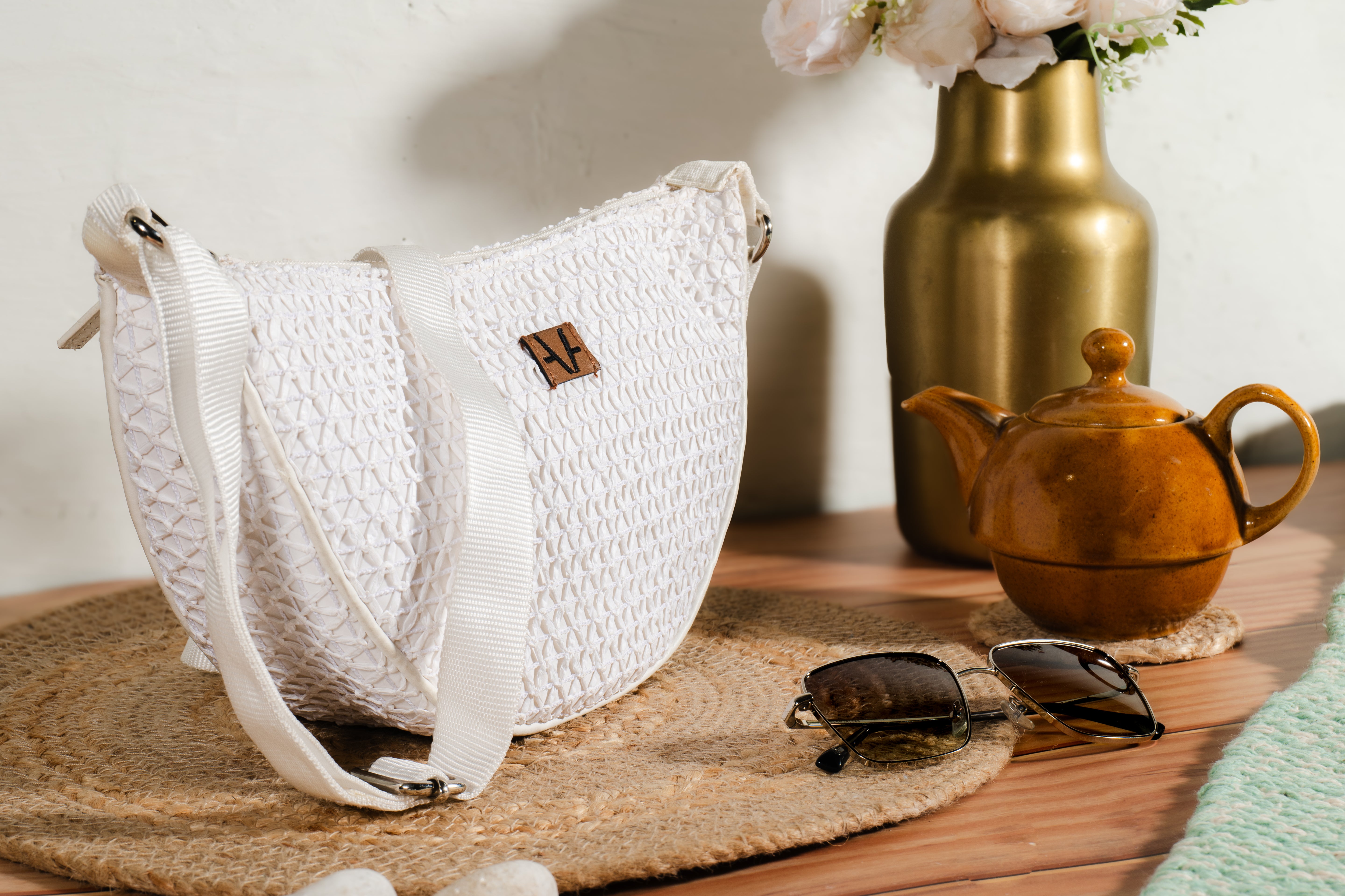 Aria Geo moon cross body